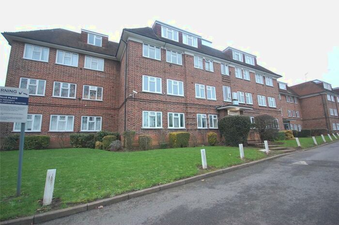 2 Bedroom Apartment To Rent In Granville Place, High Road, Finchley, N12