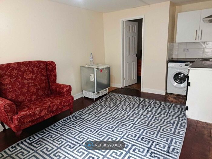 1 Bedroom Flat To Rent In City Road, Sheffield, S2