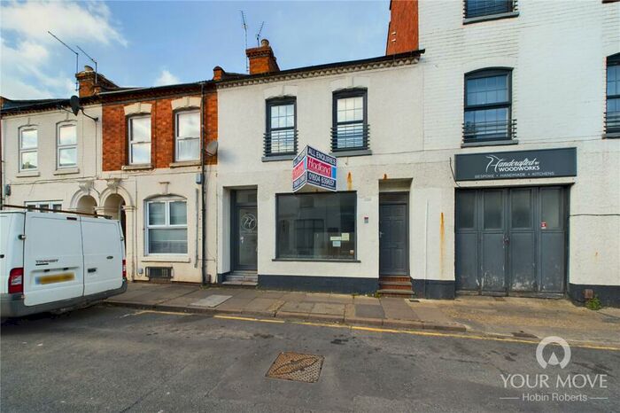 1 Bedroom Flat To Rent In Overstone Road, The Mounts, Northampton, NN1