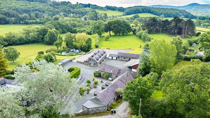 18 Bedroom Detached House For Sale In Rowen, Conwy, LL32
