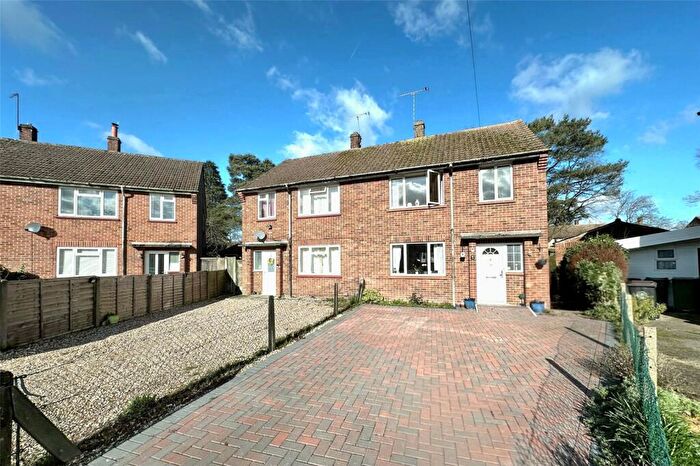 3 Bedroom Semi Detached House For Sale In Rapley Close, Camberley, Surrey, GU15