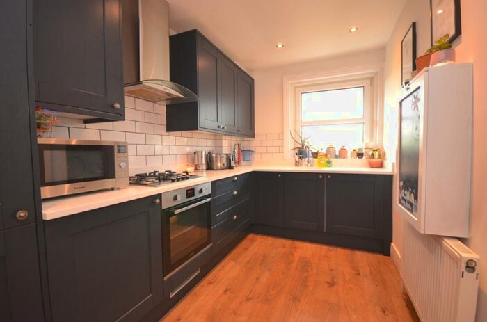 1 Bedroom Flat To Rent In Shooters Hill Road Blackheath, SE3