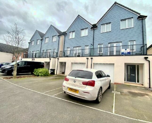 4 Bedroom End Of Terrace House To Rent In Spencer Way, Glan Llyn, Newport., NP19