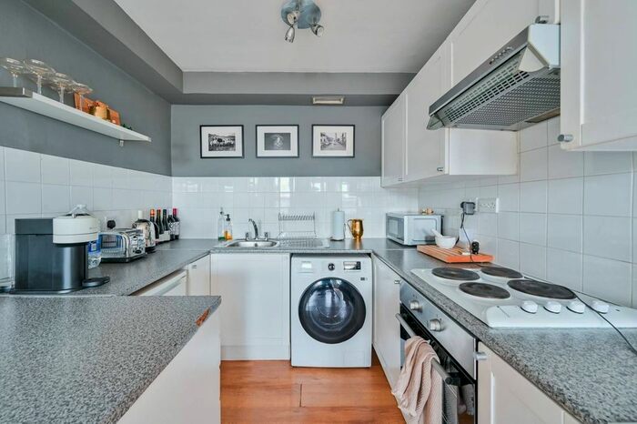 1 Bedroom Flat To Rent In New Cavendish Street, Fitzrovia, London, W1W
