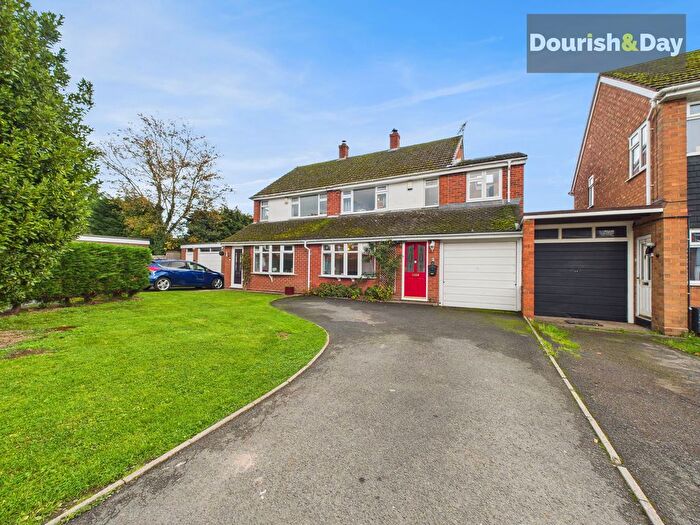 4 Bedroom Semi Detached House For Sale In Burford Road, Wheaton Aston, ST19