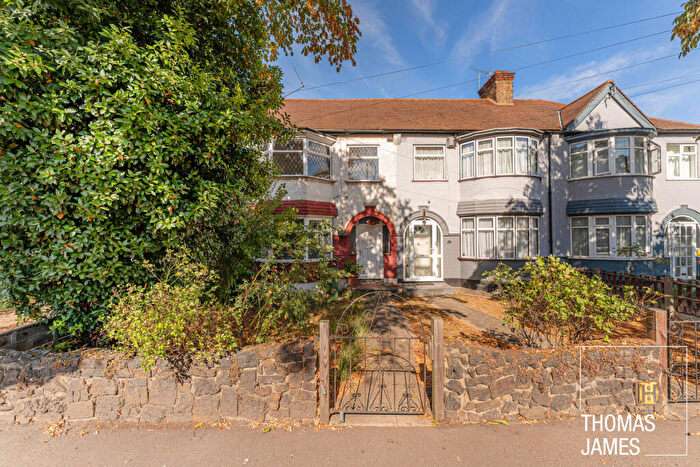 4 Bedroom Terraced House For Sale In Woodgrange Terrace, Enfield, EN1