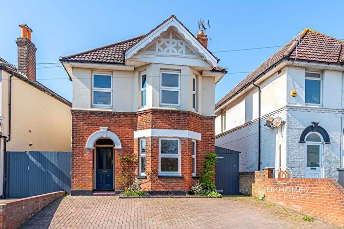 4 Bedroom Detached House For Sale In Sterte Road, Poole, BH15