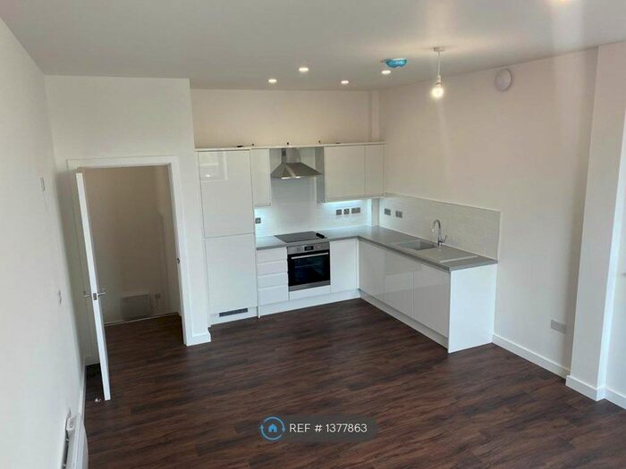 1 Bedroom Flat To Rent In Cotham Hill, Bristol, BS6