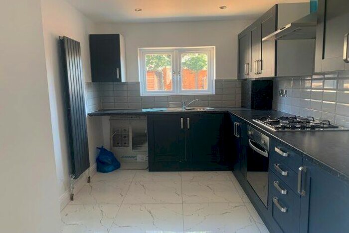 2 Bedroom Property To Rent In Devon Road, Barking, IG11