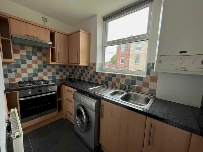 1 Bedroom Studio To Rent In Sandy Grove, Salford, M6