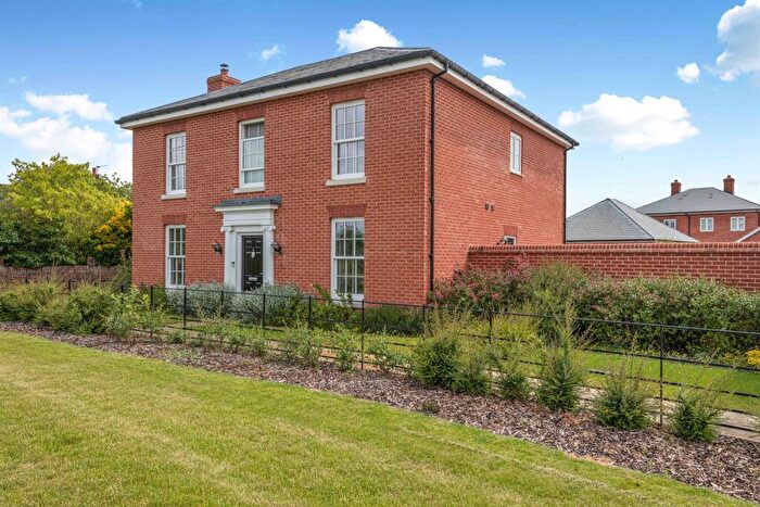 5 Bedroom Detached House For Sale In Red Admiral Way, Rackheath, Norwich, NR13