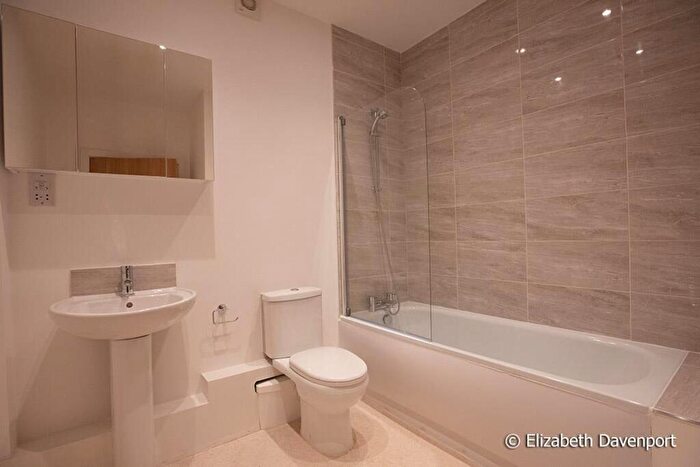 1 Bedroom Flat To Rent In Talisman Square, Sexton House, CV8