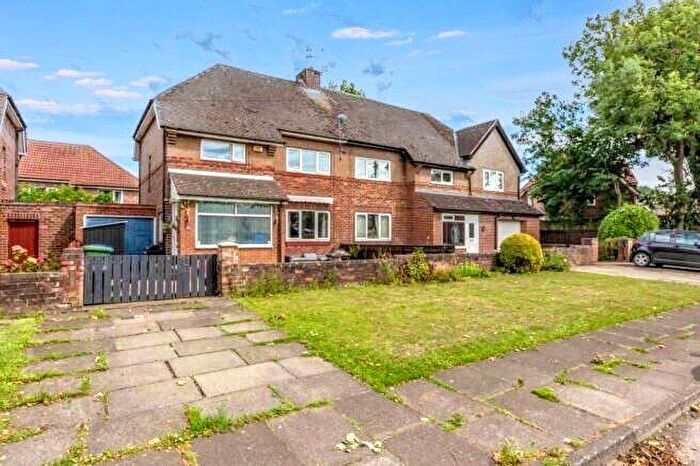 4 Bedroom Semi-Detached House For Sale In Lysdon Avenue, New Hartley, Whitley Bay, Northumberland, NE25
