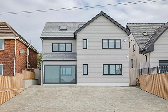 5 Bedroom Detached House For Sale In Joiners Road, Three Crosses, SA4