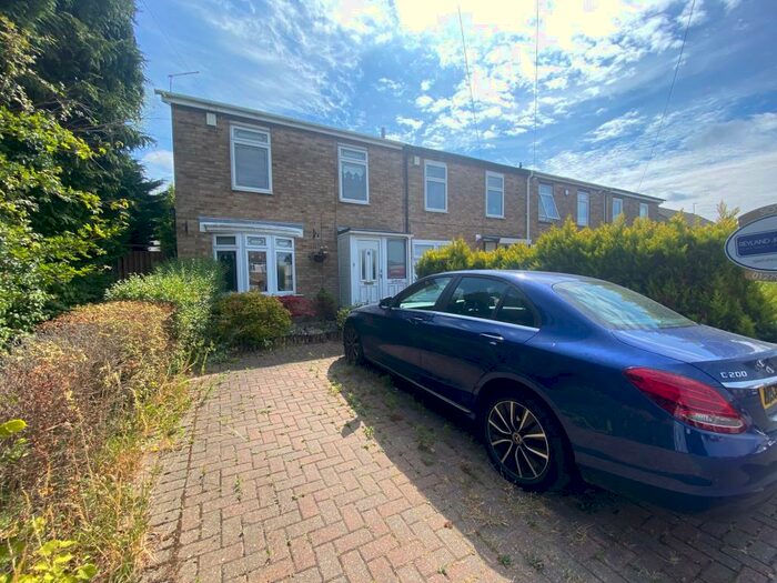 3 Bedroom House To Rent In Potter Street, Harlow, CM17