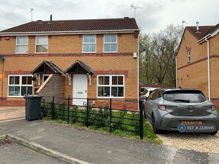 3 Bedroom Semi-Detached House To Rent In Fox Covert, South Hykeham, Lincoln, LN6