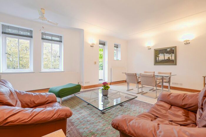 2 Bedroom Flat To Rent In Norland Square Mansions, Holland Park, London, W11