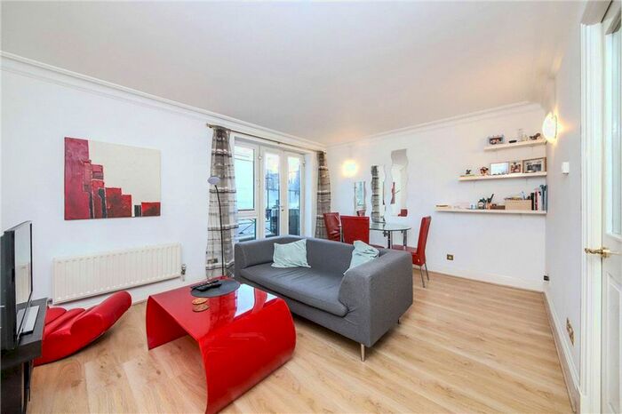 1 Bedroom Flat To Rent In Westminster Bridge Road, Waterloo, London, SE1
