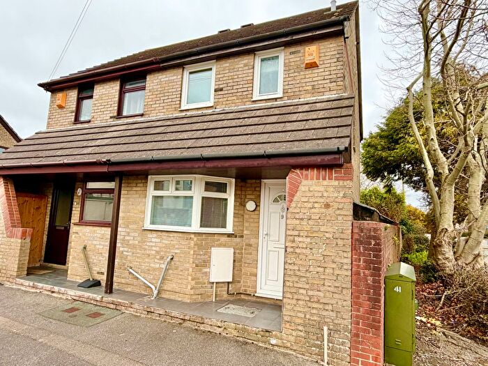 2 Bedroom Semi Detached House To Rent In Alver Road, Gosport, PO12
