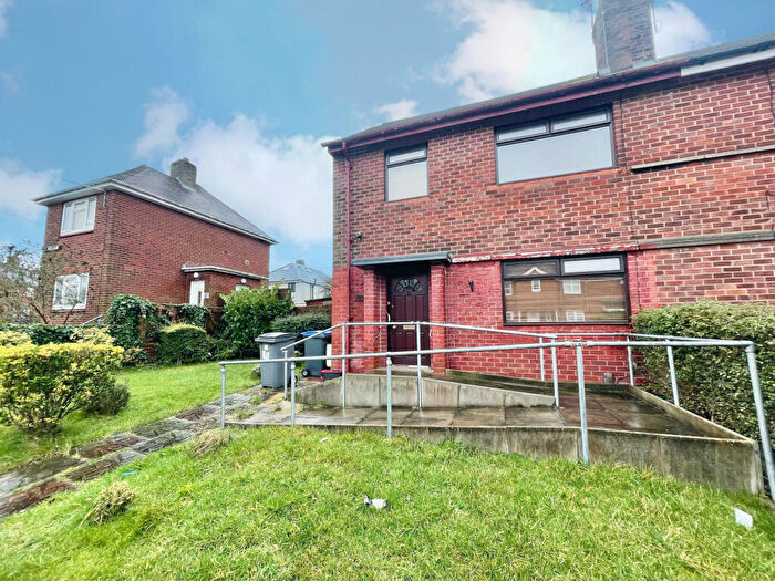 3 Bedroom Semi Detached House For Sale In Chepstow Road, Blackpool, FY3