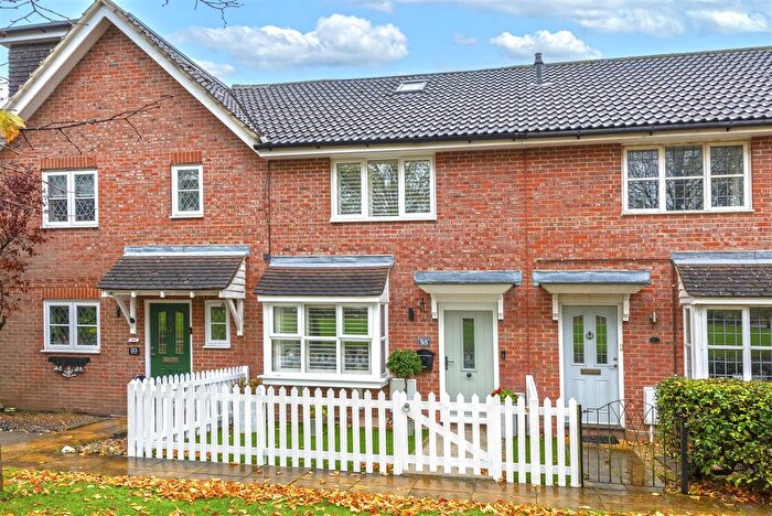 3 Bedroom Terraced House For Sale In Pippin Way, Kings Hill, ME19