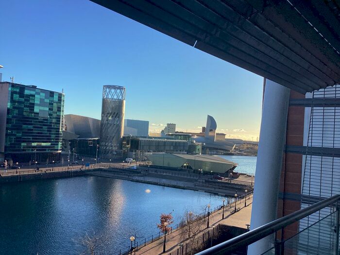 2 Bedroom Flat To Rent In The Quays, Salford, M50