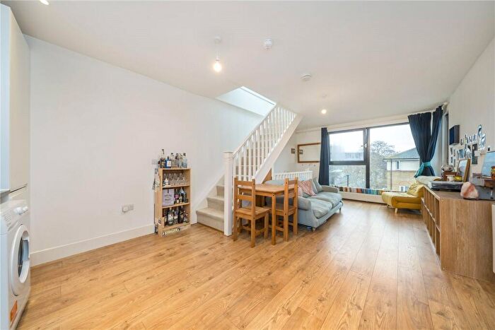1 Bedroom Apartment For Sale In Clyde Street, Deptford, London, SE8