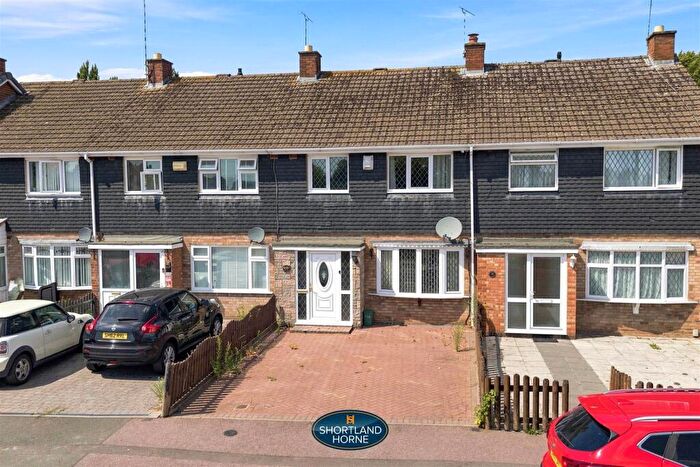 3 Bedroom Terraced House For Sale In Bredon Avenue, Binley, Coventry, CV3