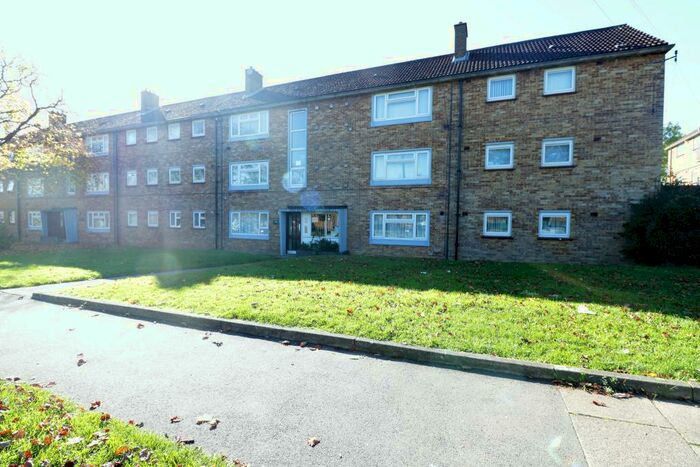 3 Bedroom Flat To Rent In Whipperly Way Luton, LU1