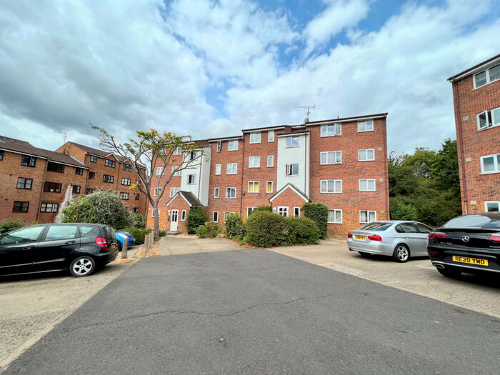 Studio To Rent In John Williams Close, New Cross, SE14