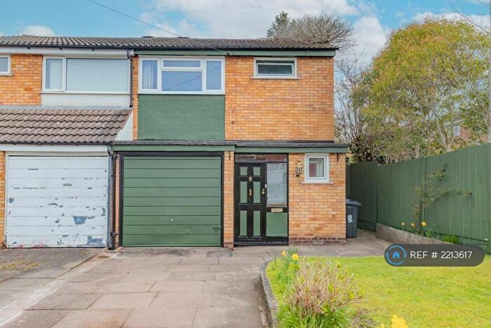 3 Bedroom Semi-Detached House To Rent In Pegasus Walk, Birmingham, B29