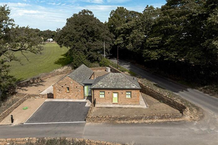 2 Bedroom Detached Bungalow To Rent In Maidenhill, Penrith, CA11