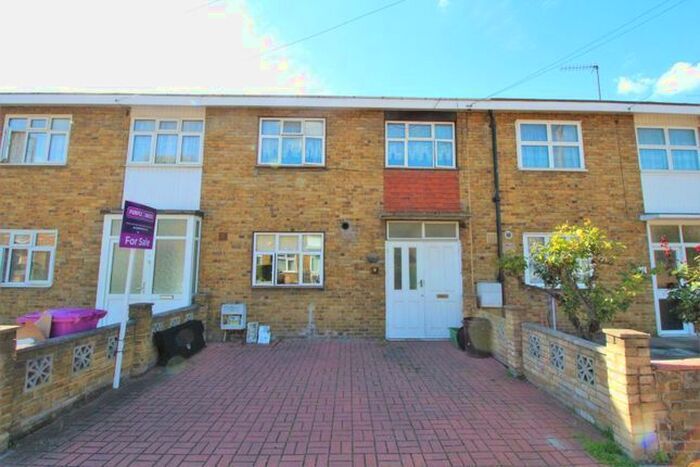 5 Bedroom Terraced House To Rent In Carbis Road, Limehouse, E14
