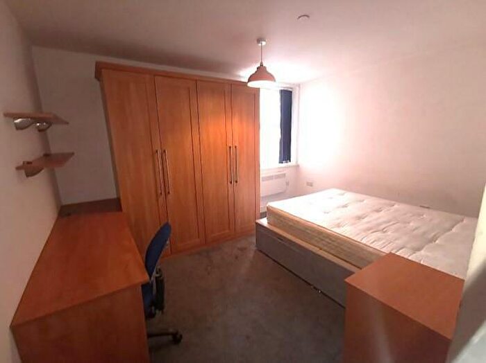 2 Bedroom Apartment To Rent In Apt Wheatsheaf Works, S2
