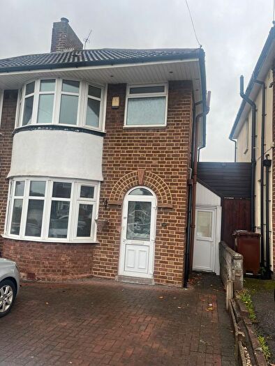 3 Bedroom Semi-Detached House To Rent In Marcot Road, Solihull, B92
