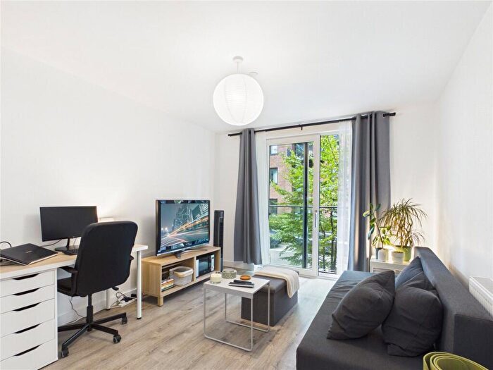 1 Bedroom Apartment For Sale In , Lockside Lane, Manchester, M5