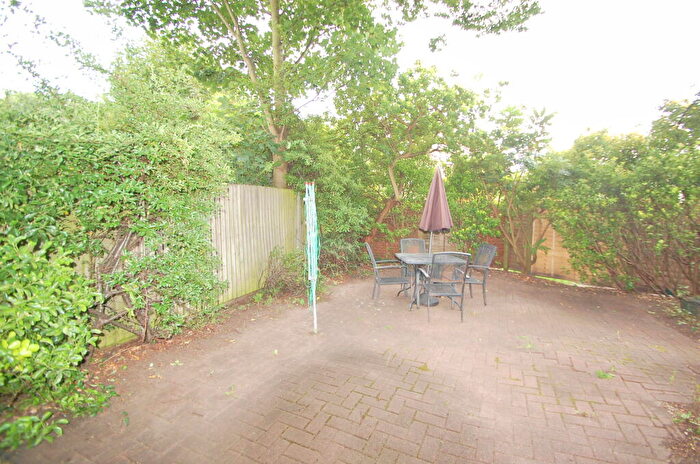 1 Bedroom End Of Terrace House To Rent In Caraway Place, Wallington, Surrey, SM6