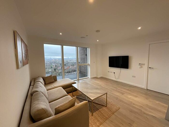 1 Bedroom Flat To Rent In Cargo House, Silley Weir Promenade, E16