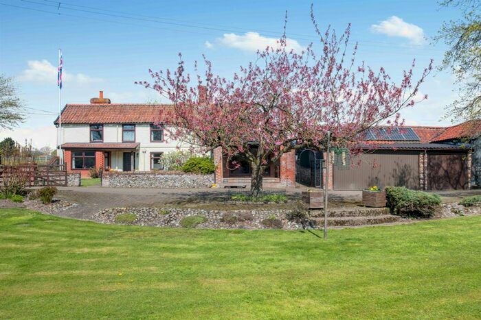 4 Bedroom Detached House For Sale In Banham Road, Old Buckenham, Attleborough, NR17