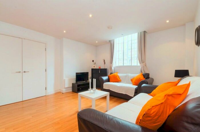 2 Bedroom Apartment To Rent In Bedford Street, Leeds, LS1