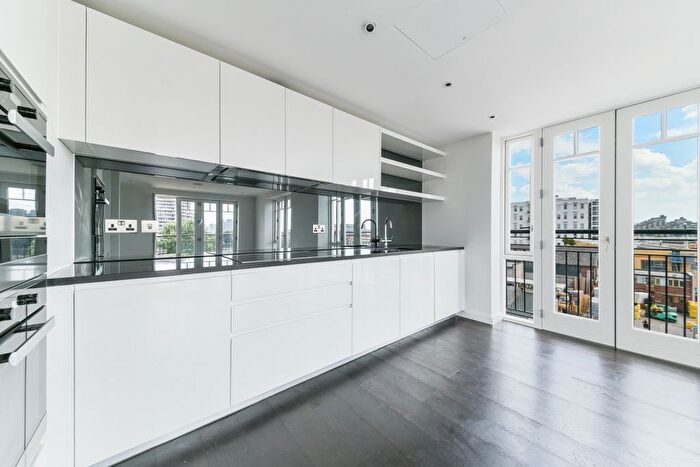 2 Bedroom Flat To Rent In Carnwath Road, Fulham, London, SW6