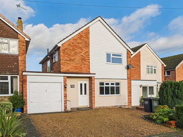 3 Bedroom Link Detached House For Sale In Wyre Hill, Bewdley, DY12