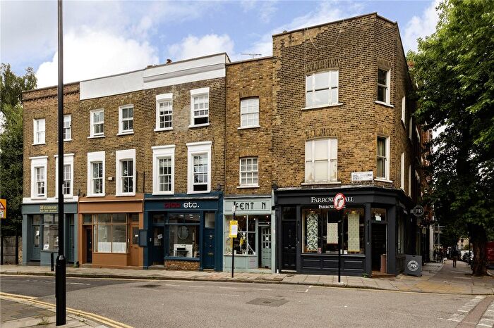 2 Bedroom Flat To Rent In Shillingford Street, Islington, London, N1