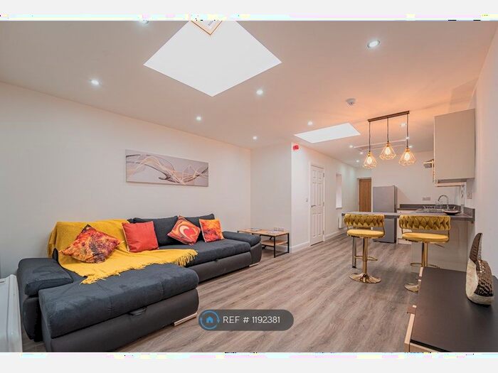 2 Bedroom Flat To Rent In Corbett Street, Smethwick, B66