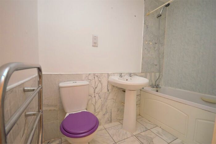 2 Bedroom Apartment To Rent In Low Street, Sunderland, SR1