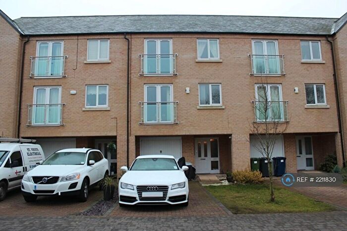 5 Bedroom Terraced House To Rent In Skipper Way, St Neots, PE19