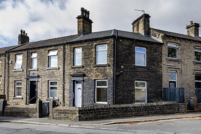 3 Bedroom Terraced House For Sale In Acre Street, Lindley, Huddersfield, HD3