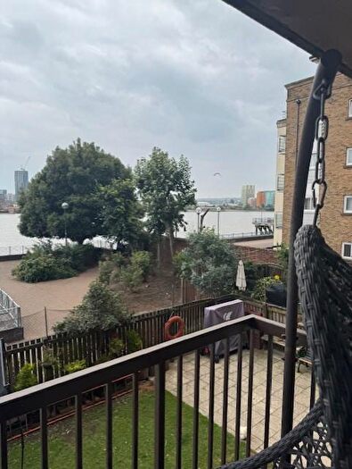 2 Bedroom Apartment To Rent In Vermeer Court, London, E14