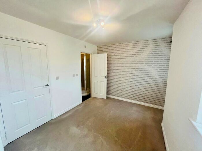 2 Bedroom Apartment To Rent In Kenneth Close, Prescot, Merseyside, L34