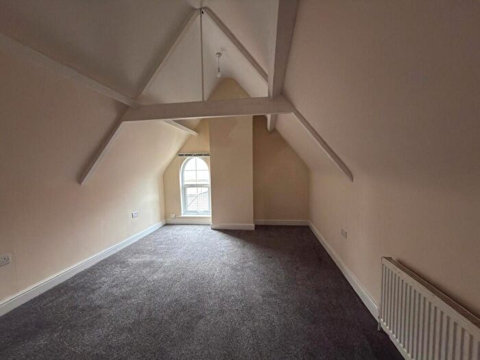 3 Bedroom Apartment To Rent In Flat, The Paddington, MK40